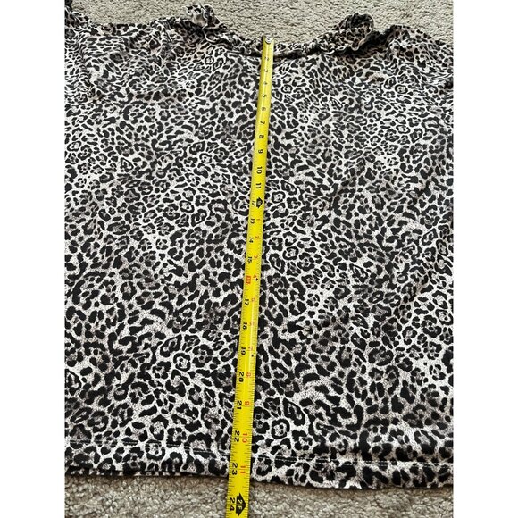 Chaps Classics Womens Leopard Print Ruffled Top Size 3X 100% Cotton Animal Soft - Picture 5 of 7